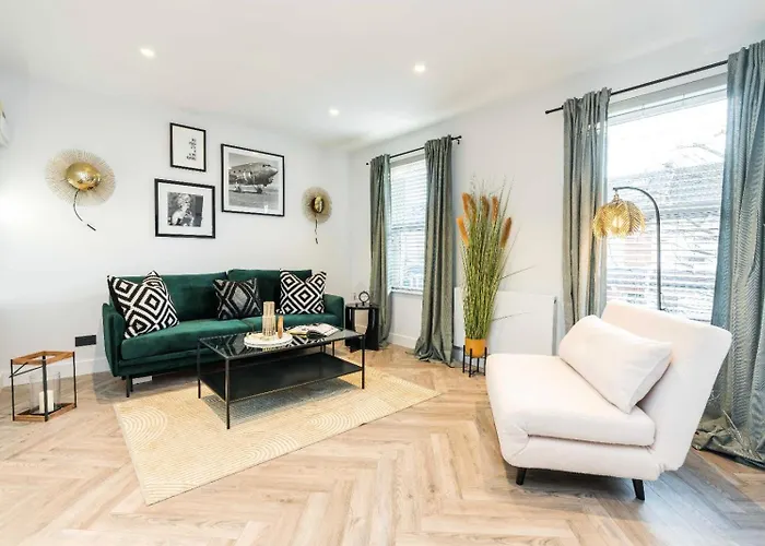 Convenient Family Flat-Stylish Unique